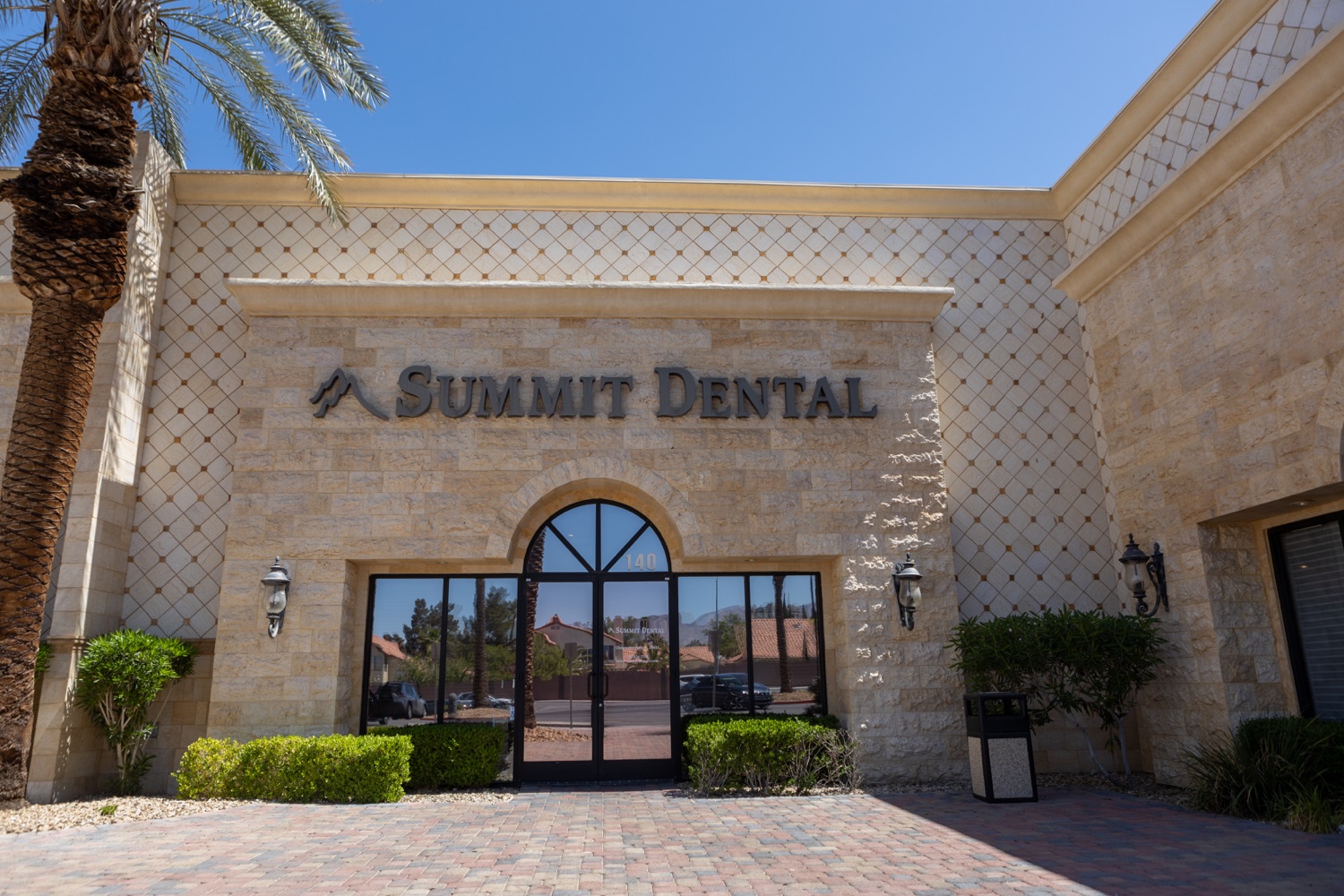 Summit Dental office exterior in Las Vegas