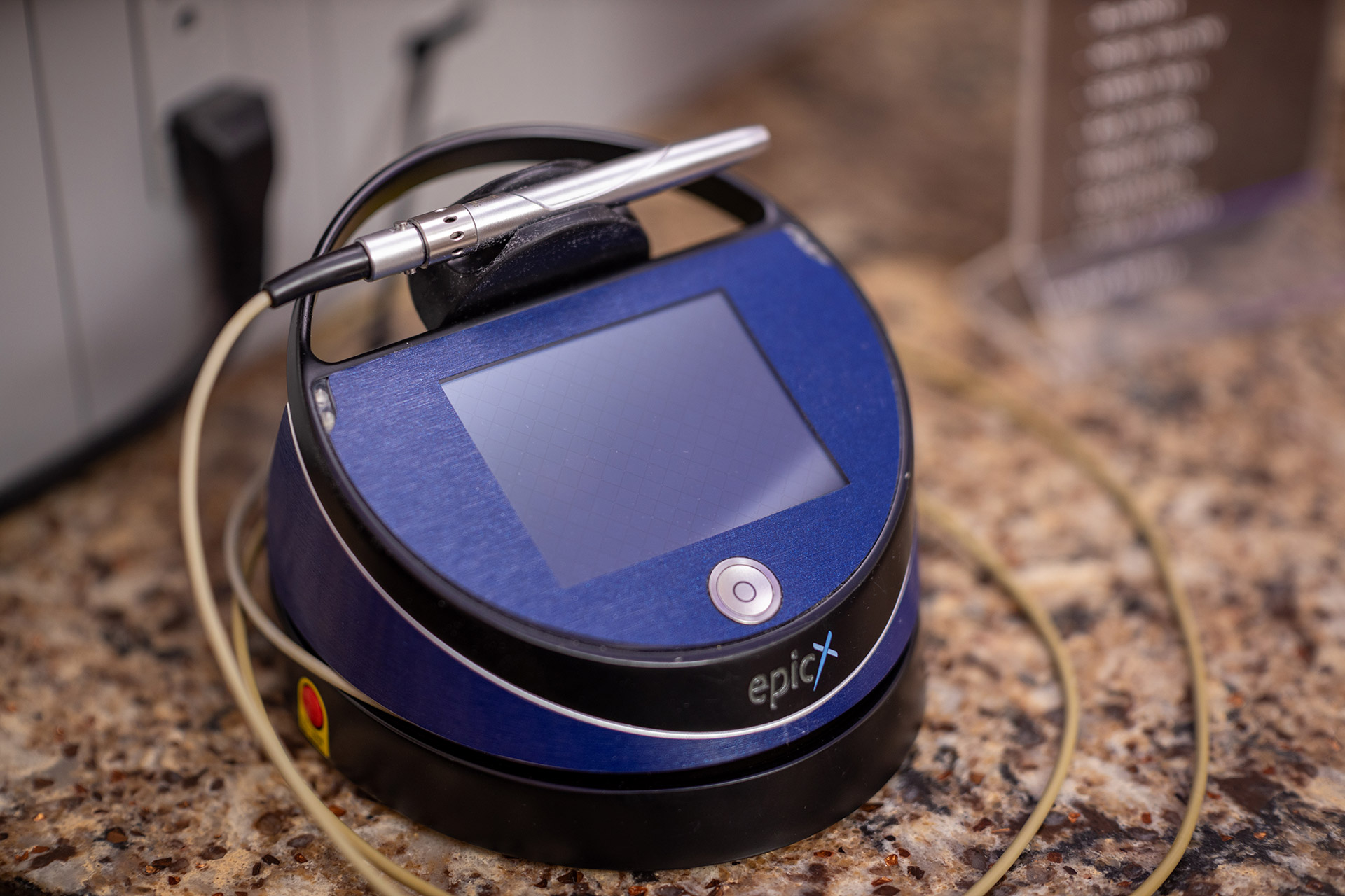 Dental laser used for gentle periodontal (gum) therapy Dental laser used for gentle periodontal (gum) therapy